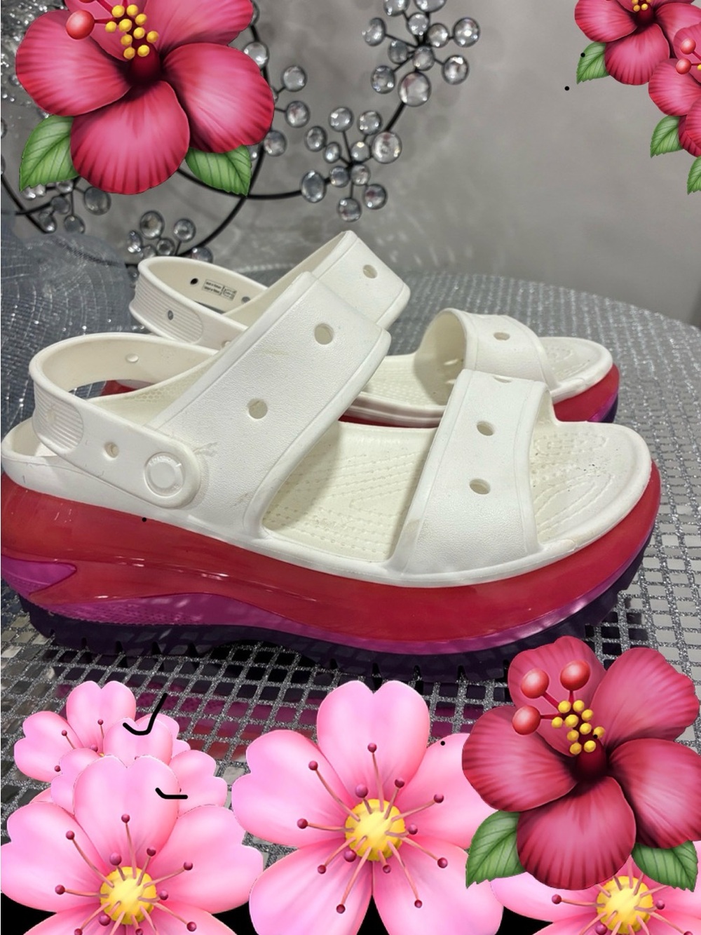 ❤️🌸CROCS 🌺🌸White Platform Sandals with Pink and Purple Gradient Sole